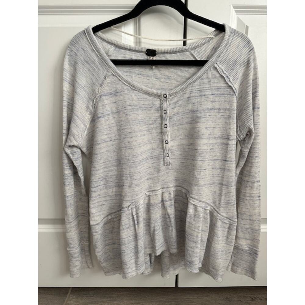 We The Free Coastline Peplum Thermal Henley Size: Medium - Picture 2 of 7